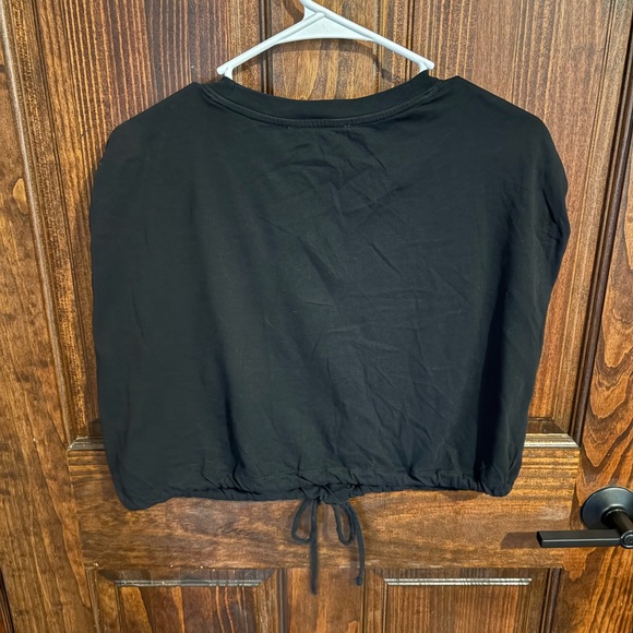 Double Zero BUCKLE black sleeveless crop top, size large, used, drawstring hem - Picture 2 of 7
